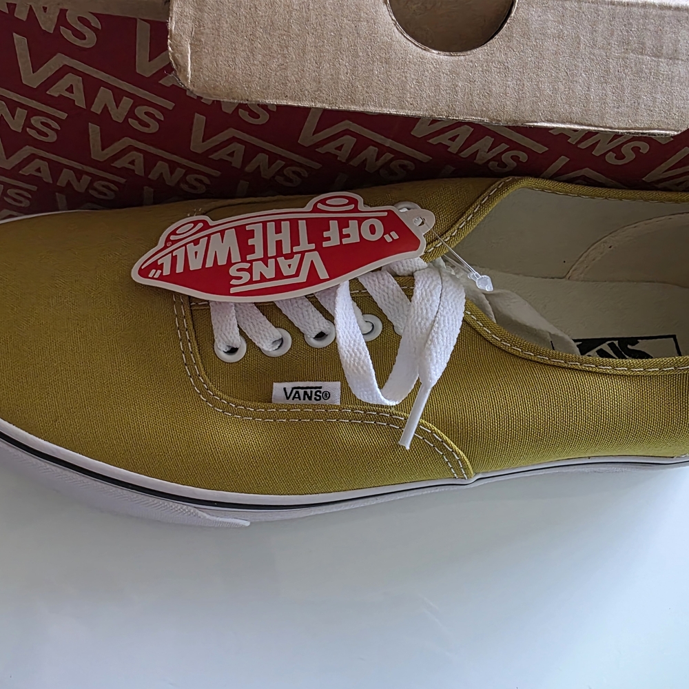 Vans Men's Yellow Canvas Sneakers